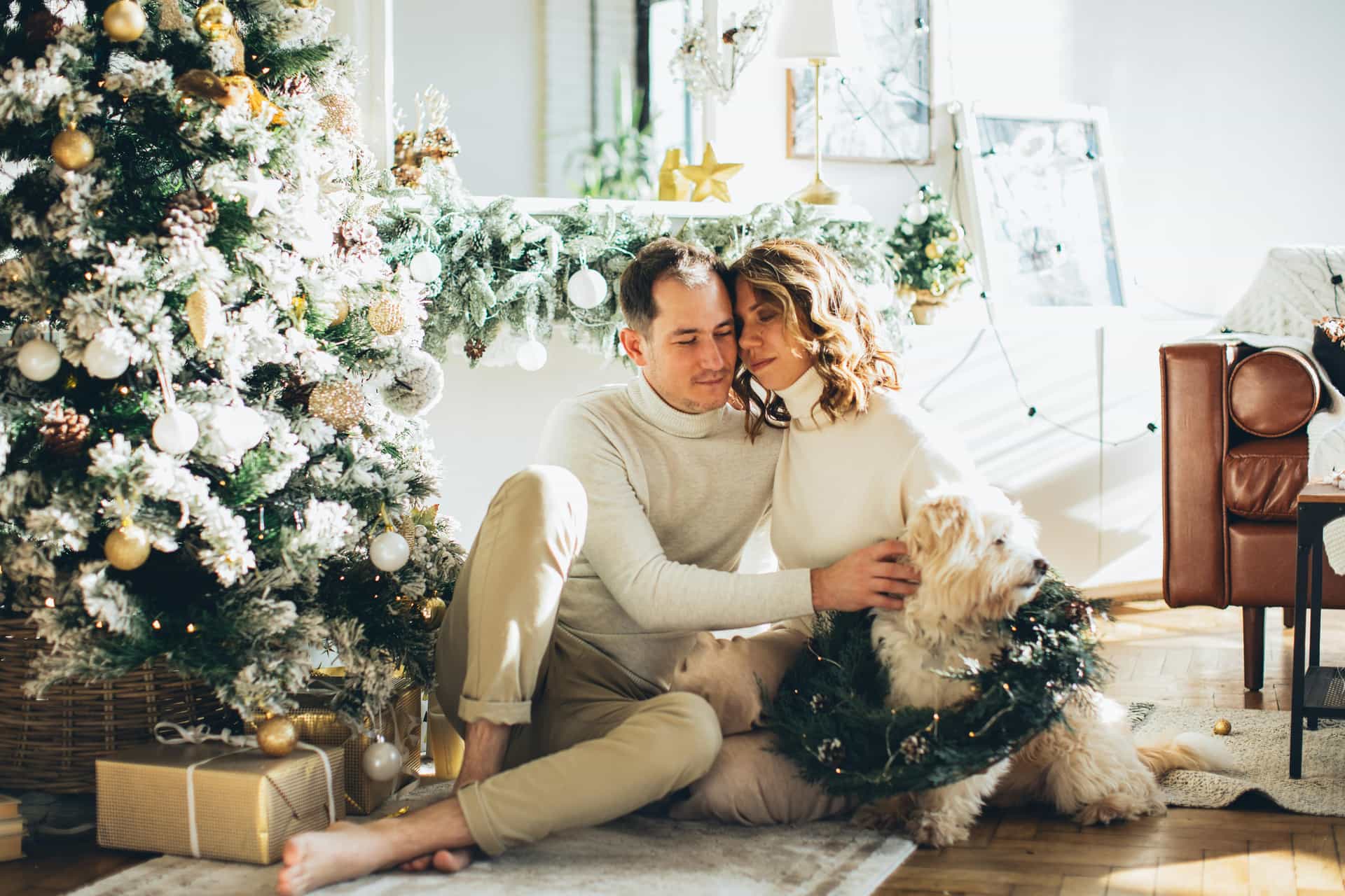 Romantic Christmas Date Ideas to Spark Holiday Magic